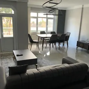 Luxury Z-apart Family Homes 2 Bedrooms Wifi Near Metro Zeytinburnu اسطنبول