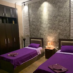 https://juli-guest-house.alltbilisihotels.com